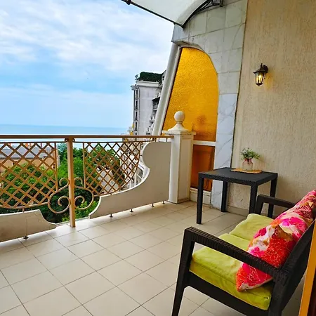 Apartment In Arcadia Palace With Sea View! Odessa