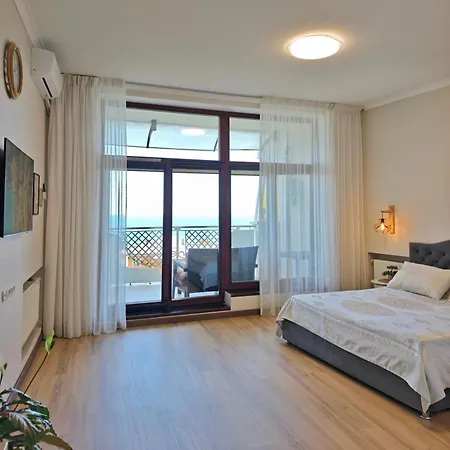 In Arcadia Palace With Sea View! Apartment *