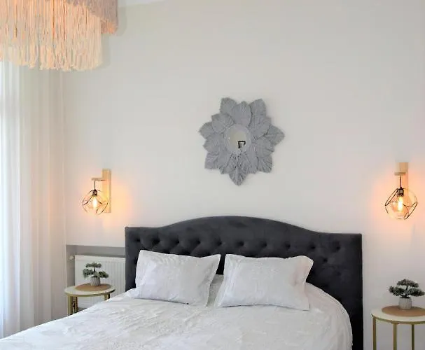 In Arcadia Palace With Sea View! Odessa