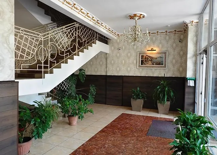 In Arcadia Palace With Sea View! *